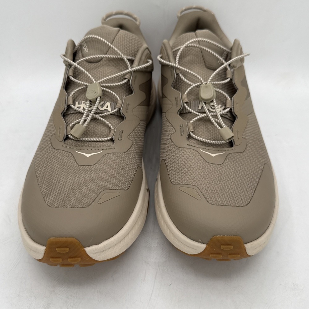 Hoka Transport Men's Size 10 2E Dune/Eggnog Running Shoes EUC